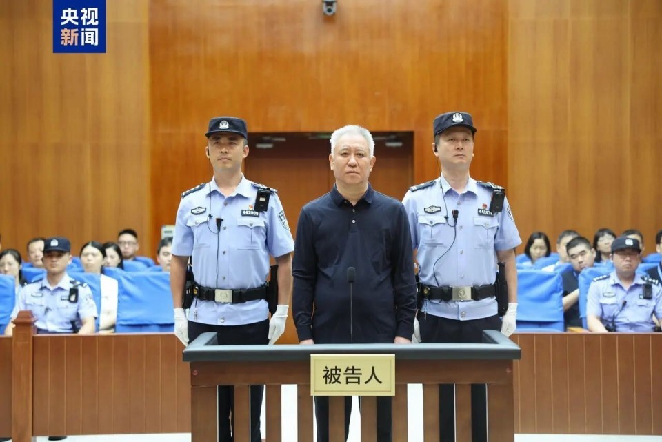 前员工谈许家印:远看厉害 近看抽象 很爱演