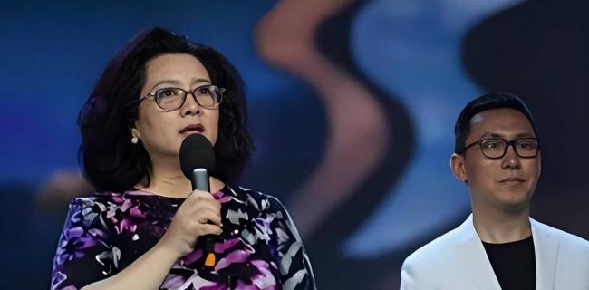 原来他是唐师曾儿子，25岁事业有成