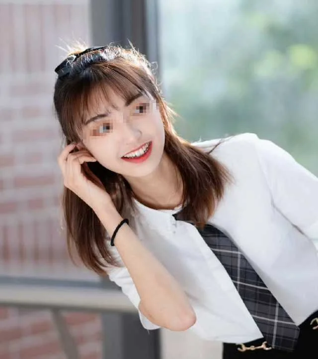 又一个学术妲己，清华男生举报博士女友劈腿